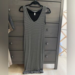 Leith Bodycon Midi Dress